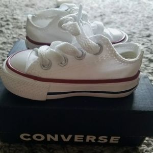 Converse All Star Chuck Taylor. White. baby size 2